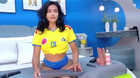 lixiepeyton online show from June 17, 2026, 2:51 pm