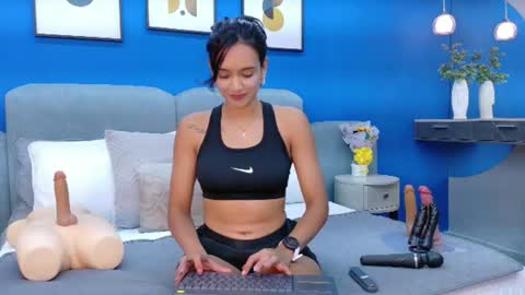 lixiepeyton online show from July 1, 2026, 2:13 am