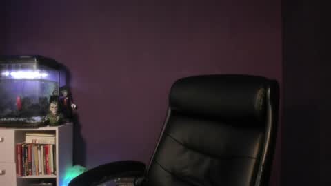 Snapshot of lixrose chatting on March 30, 2026, 12:11 am LixRose online show from March 30, 2026, 12:11 am