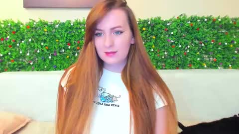 Snapshot of liya_gorgeous chatting on December 12, 2024, 2:00 pm liya_gorgeous online show from December 12, 2024, 2:00 pm