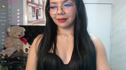 Snapshot of liz25_b chatting on January 18, 2025, 6:13 am Liz online show from January 18, 2025, 6:13 am