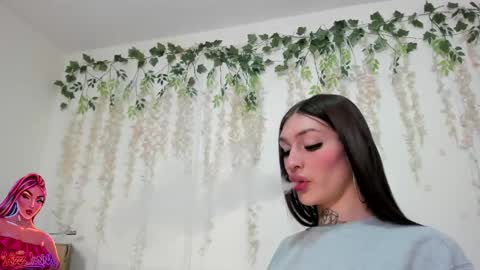 Liz Luna online show from April 29, 2026, 10:38 pm