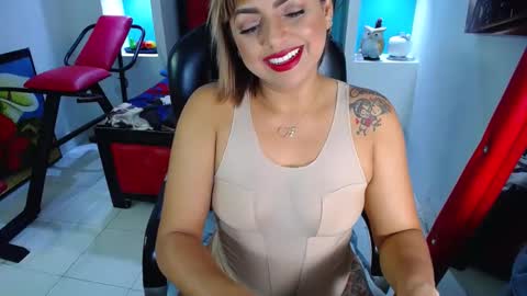 Snapshot of liz_tyler chatting on December 4, 2024, 12:19 am Liz Tyler online show from December 4, 2024, 12:19 am