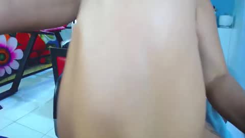 Snapshot of liz_tyler chatting on December 14, 2024, 9:02 pm Liz Tyler online show from December 14, 2024, 9:02 pm