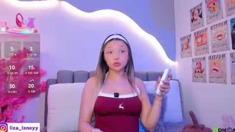 Snapshot of liza_bennet chatting on July 8, 2026, 8:24 pm Liza online show from July 8, 2026, 8:24 pm
