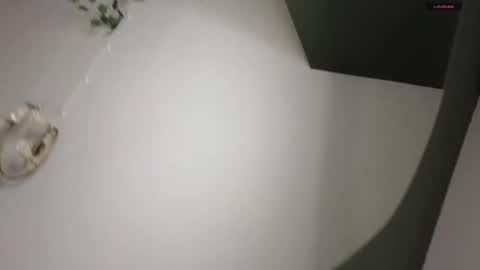 your love  online show from February 26, 2026, 4:39 pm