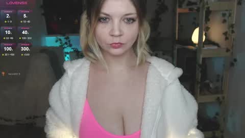 Snapshot of liza_wet chatting on January 26, 2025, 9:19 am Liza Wet online show from January 26, 2025, 9:19 am