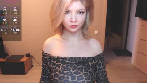 Snapshot of liza_wet chatting on November 6, 2025, 2:56 am Liza Wet online show from November 6, 2025, 2:56 am