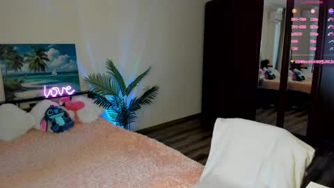 Snapshot of lizabelle_ chatting on June 7, 2026, 2:32 pm Liza online show from June 7, 2026, 2:32 pm