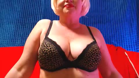 Snapshot of lizabrazzer chatting on March 8, 2026, 11:03 am LizaBrazzer online show from March 8, 2026, 11:03 am