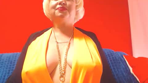 LizaBrazzer online show from May 1, 2026, 4:28 am