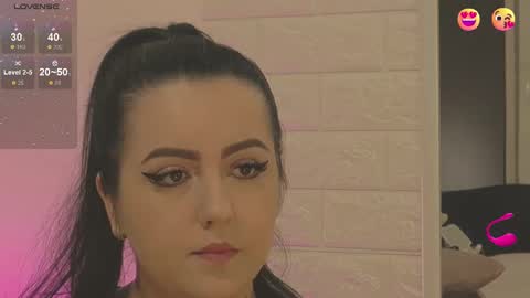 lizasunshine__ online show from March 5, 2025, 7:05 am