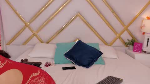 Lizette Kitty online show from March 16, 2026, 1:22 am