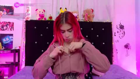 Lizz online show from November 23, 2025, 9:47 pm