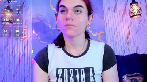 Lizeth  Tatiana Mahecha online show from April 25, 2026, 1:25 pm