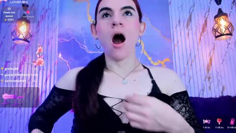 Lizeth  Tatiana Mahecha online show from April 28, 2026, 3:17 pm