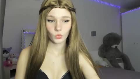 lizza_a online show from March 9, 2026, 6:45 pm