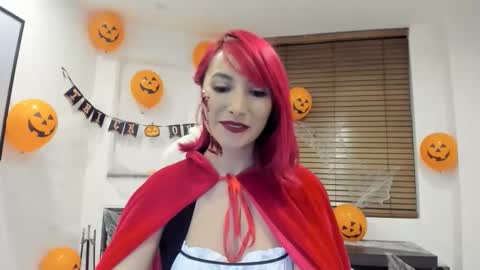 Snapshot of lizzdoux chatting on November 1, 2025, 1:40 am lizzdoux online show from November 1, 2025, 1:40 am