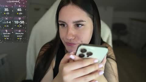 Snapshot of lizzi_fox chatting on October 19, 2025, 5:02 pm Lizi-Fox online show from October 19, 2025, 5:02 pm