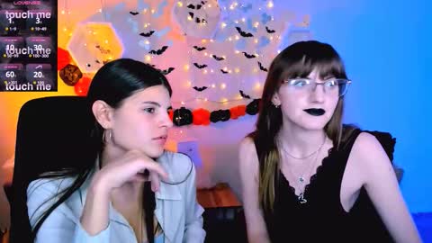 Snapshot of lizzie_boom chatting on October 26, 2025, 8:15 pm lizzie_boom online show from October 26, 2025, 8:15 pm