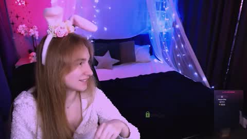 lizzie_boom online show from December 4, 2025, 8:06 pm