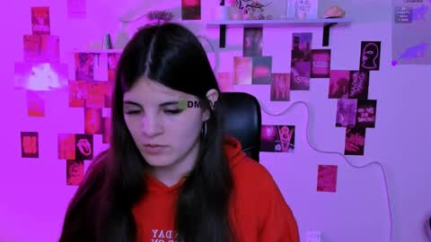 lizzie_boom online show from April 2, 2026, 7:22 pm