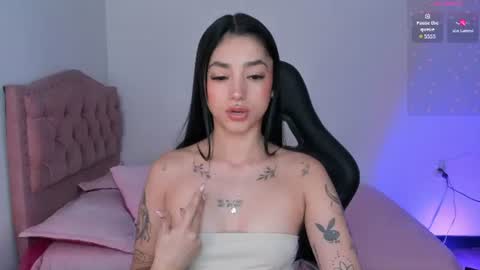 Snapshot of lizzie_corner chatting on June 11, 2026, 3:21 pm Lizzie online show from June 11, 2026, 3:21 pm