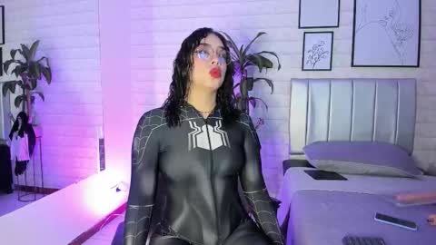  Lizzie  online show from October 3, 2025, 12:02 pm