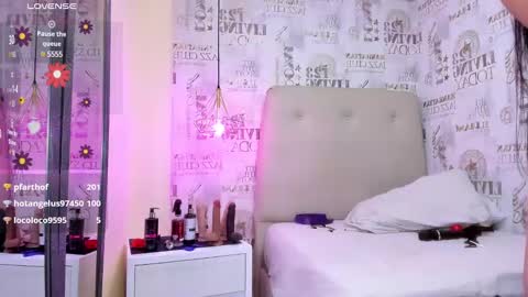        online show from February 11, 2025, 10:50 pm