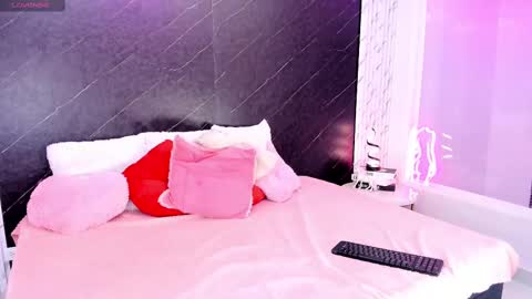 I am Lizz online show from February 20, 2025, 12:04 pm