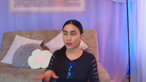 lizzy_kane online show from June 14, 2026, 8:11 pm