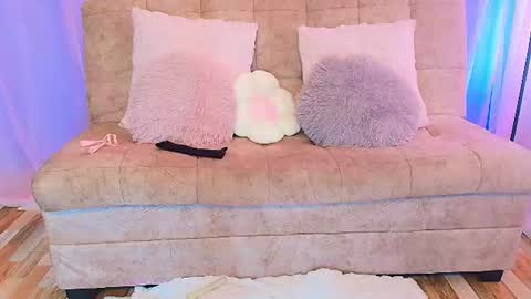 Snapshot of lizzy_kane chatting on June 20, 2026, 8:11 pm lizzy_kane online show from June 20, 2026, 8:11 pm