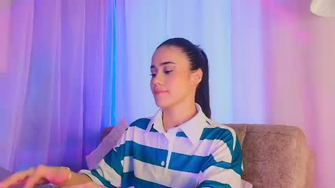 Snapshot of lizzy_kane chatting on July 27, 2026, 8:05 pm lizzy_kane online show from July 27, 2026, 8:05 pm