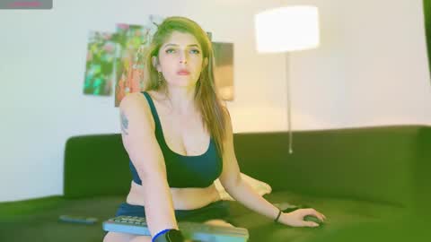 Liz  online show from March 2, 2025, 4:07 am