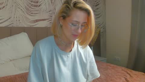 lizzysin online show from April 28, 2026, 1:59 am