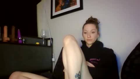 Lizzie Vonn online show from April 9, 2026, 7:36 am