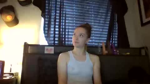 Lizzie Vonn online show from April 9, 2026, 7:41 pm