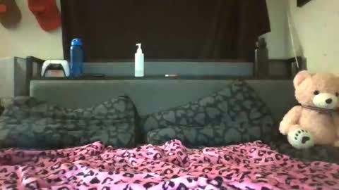 Lizzie Vonn online show from April 30, 2026, 11:38 am