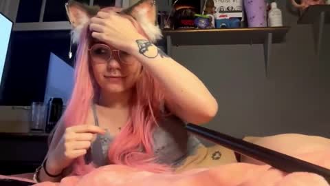 lizzybunny online show from December 20, 2024, 5:29 pm