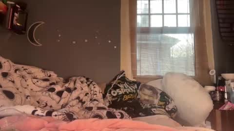 lizzybunny online show from February 14, 2025, 5:03 pm