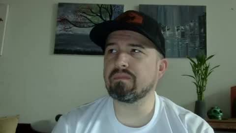 lj345689 online show from November 22, 2025, 9:58 pm