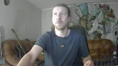 lkonig504475 online show from November 27, 2025, 5:37 pm