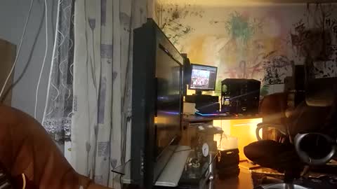 lkonig504475 online show from February 18, 2026, 1:34 am