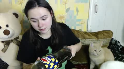 Snapshot of llevella chatting on October 27, 2025, 9:41 pm Sevy online show from October 27, 2025, 9:41 pm