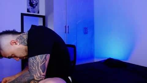 lliamm 2 online show from May 24, 2026, 3:55 am