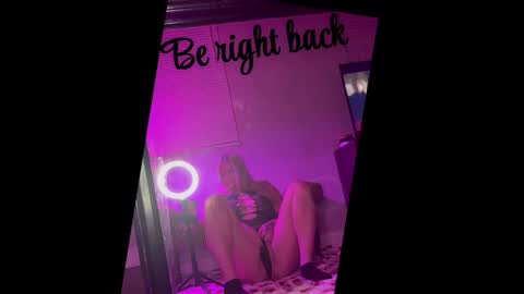 Lillac online show from February 17, 2026, 1:13 am