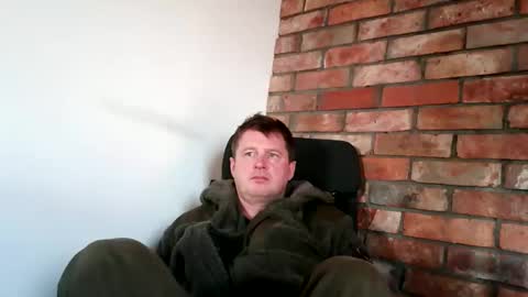 lllukasssxxx online show from March 8, 2026, 3:38 pm