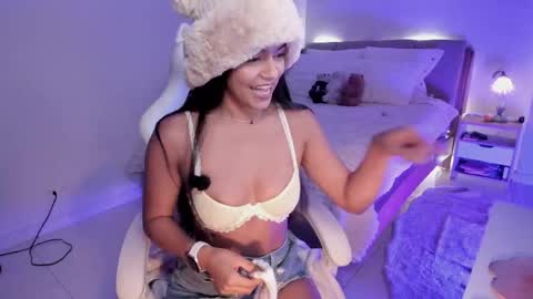 Kloe see you 28-11  to celebrate my birthday online show from May 27, 2026, 12:18 am