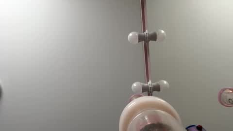 Snapshot of lo_cakez chatting on December 20, 2024, 6:13 pm lo_cakez online show from December 20, 2024, 6:13 pm