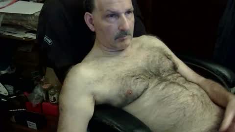 loades182025 online show from February 5, 2026, 3:33 am